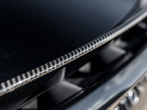 Used 2022 Aston Martin DBS Superleggera RWD image 15