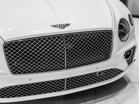 Certified 2023 Bentley Continental GT V8 AWD/4WD image 12