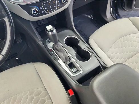 Used 2018 Chevrolet Equinox LT AWD/4WD image 33