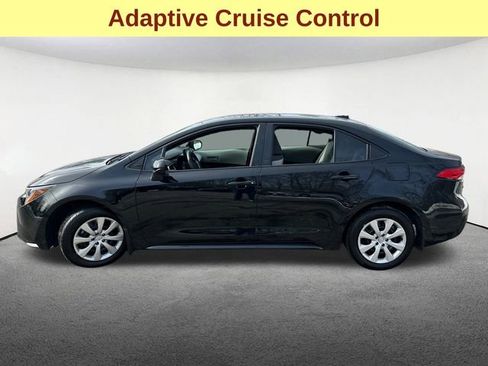 Certified 2025 Toyota Corolla LE FWD image 7
