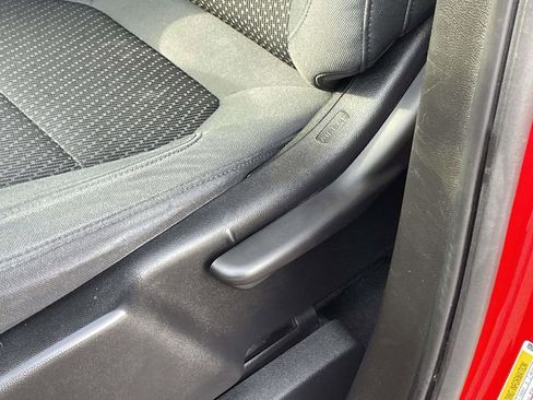 Used 2020 Chevrolet Silverado 1500 Custom w/ Custom Value Package image 26