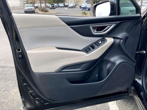 Used 2020 Subaru Forester Premium image 20