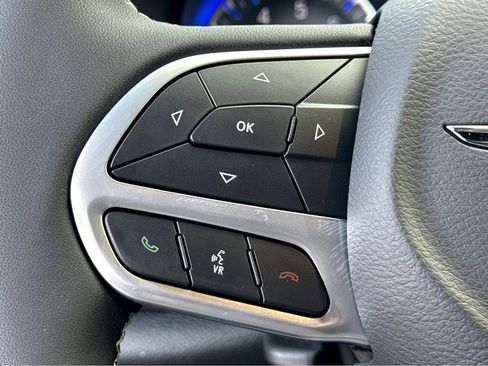 New 2026 Chrysler Voyager LX image 17