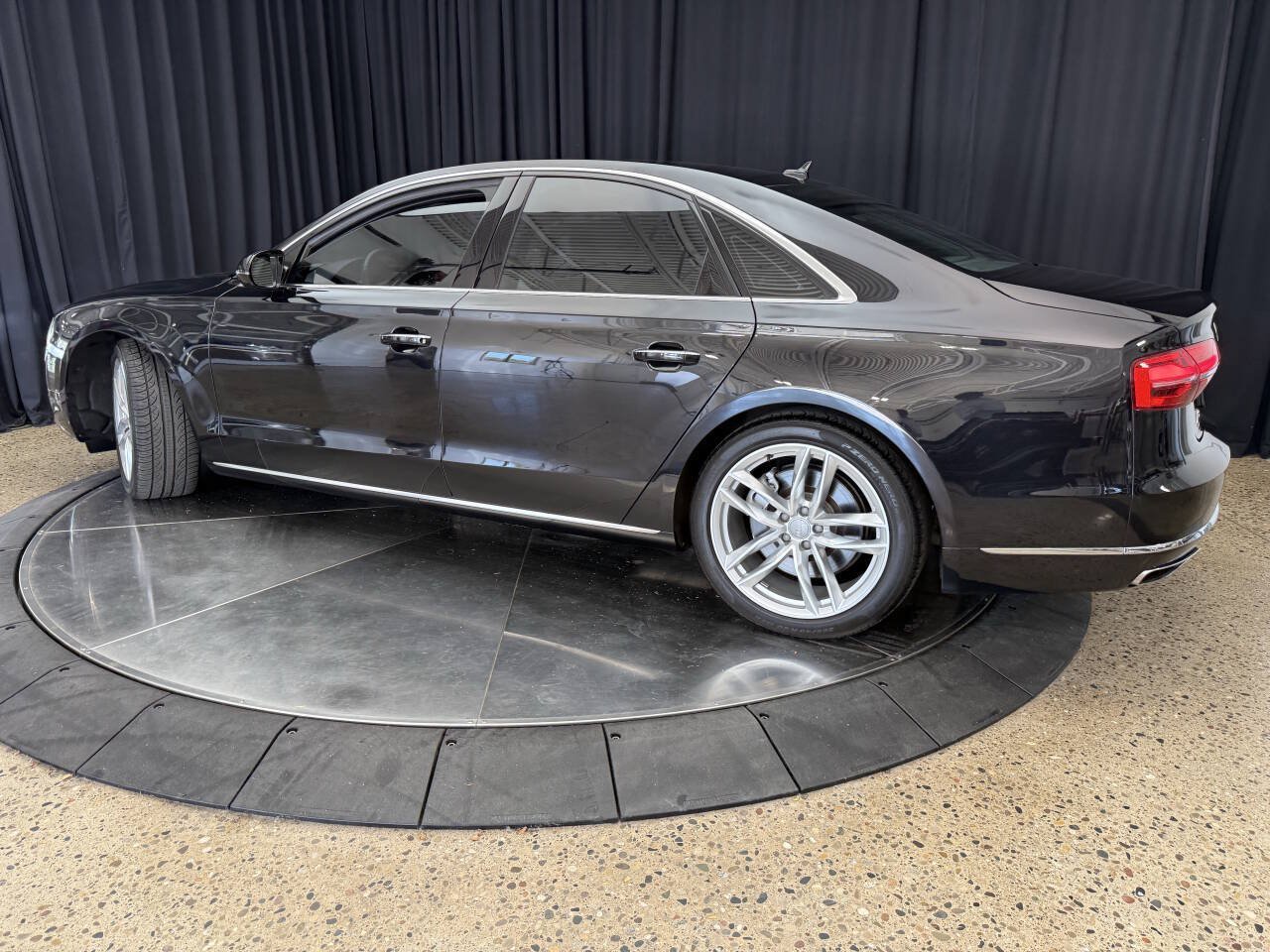 Used 2015 Audi A8 3.0T w/ Premium Package AWD/4WD image 4
