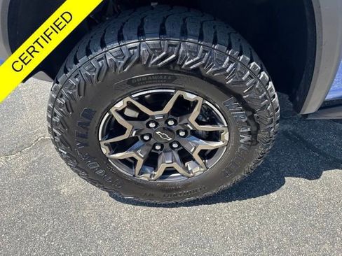 Used 2025 Chevrolet Colorado ZR2 w/ Technology Package AWD/4WD image 30