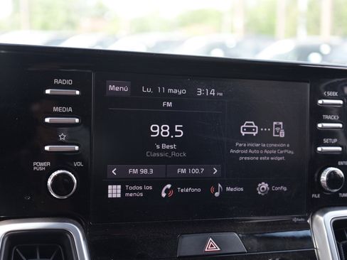 Used 2023 Kia Sorento LX FWD image 10