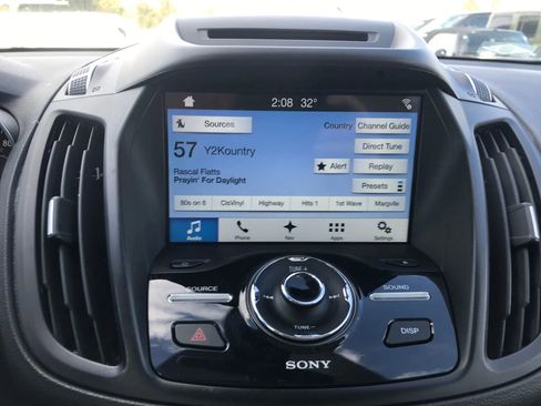 Used 2018 Ford Escape Titanium image 22