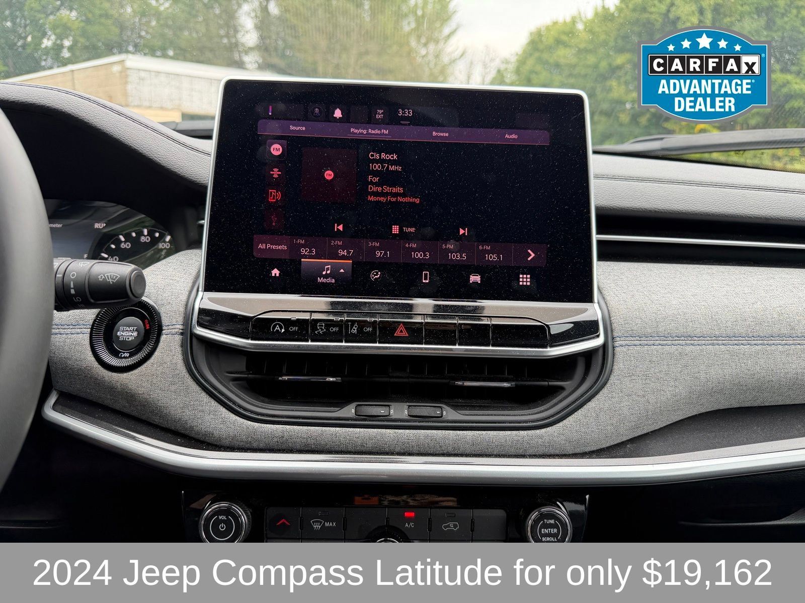 Used 2024 Jeep Compass Latitude AWD/4WD image 15