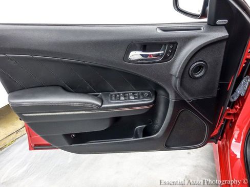 Used 2016 Dodge Charger SRT Hellcat RWD image 26