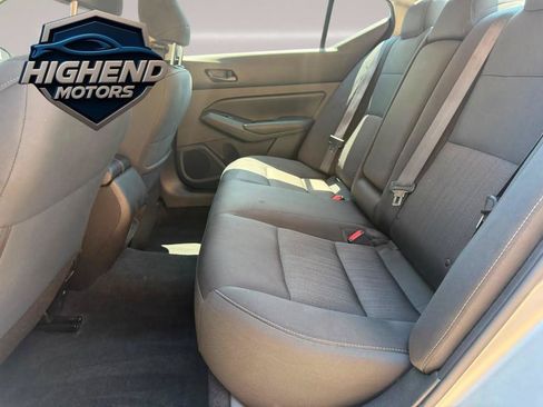 Used 2024 Nissan Altima 2.5 SV FWD image 14