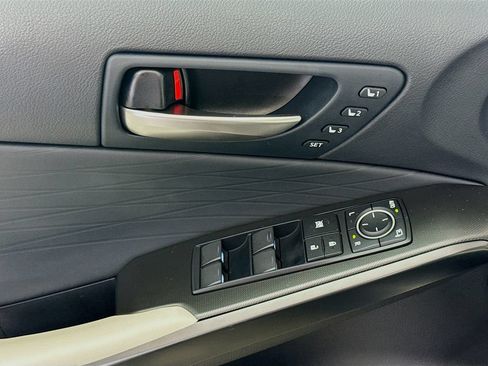 Used 2025 Lexus IS 350 F Sport AWD/4WD image 14