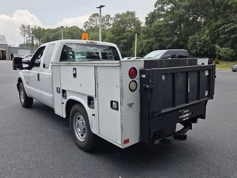 Used 2014 Ford F250 XL w/ Power Equipment Group RWD image 6