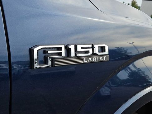 Used 2019 Ford F150 Lariat w/ Equipment Group 502A Luxury AWD/4WD image 5