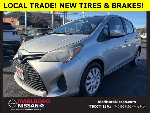 Used 2016 Toyota Yaris L image 3
