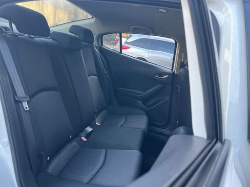 Used 2016 MAZDA MAZDA3 i Sport image 26