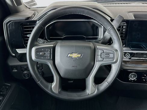 Used 2023 Chevrolet Silverado 1500 LT image 17