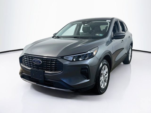 Certified 2025 Ford Escape Active AWD/4WD image 3