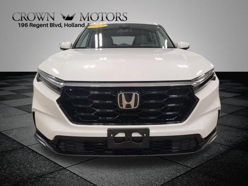 Used 2025 Honda CR-V EX image 8