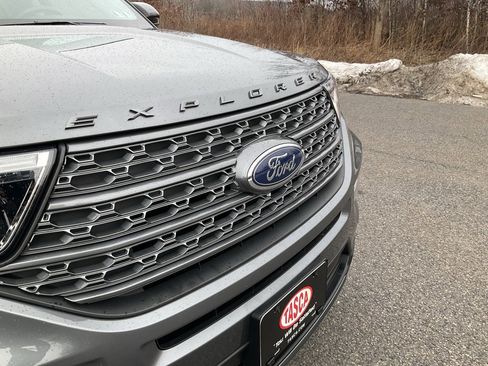 Used 2023 Ford Explorer XLT w/ Equipment Group 202A image 22
