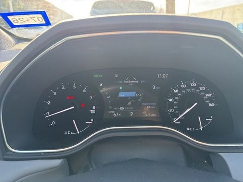 Used 2020 Toyota Avalon XLE image 10