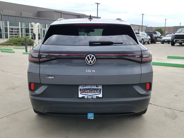 Used 2023 Volkswagen ID.4 Pro AWD/4WD image 4