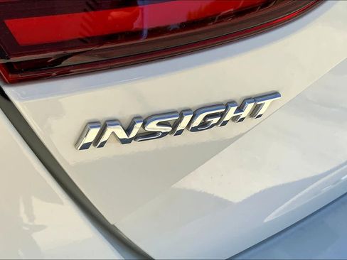 Used 2019 Honda Insight Touring image 9
