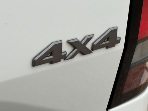 Certified 2022 Nissan Frontier S w/ Technology Package image 10