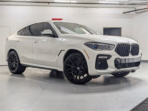 Used 2021 BMW X6 sDrive40i w/ Executive Package image 2