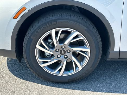 Used 2023 Lincoln Corsair FWD image 13