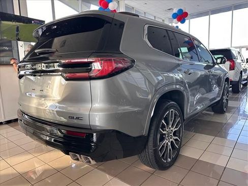 New 2026 GMC Acadia Denali Ultimate FWD image 12