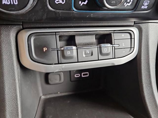Used 2023 GMC Acadia SLT AWD/4WD image 12