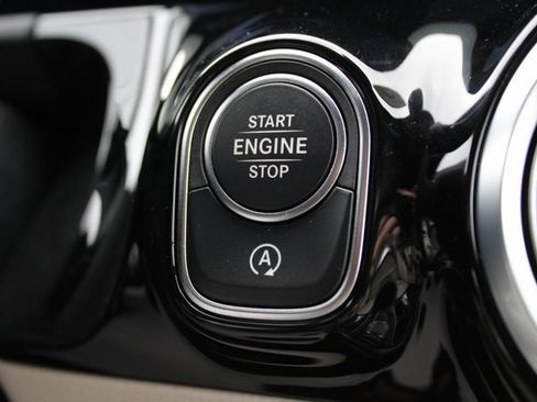 New 2025 Mercedes-Benz GLA 250 4MATIC image 29