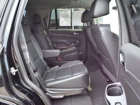 Used 2019 Chevrolet Tahoe Premier w/ RST 6.2L Performance Edition AWD/4WD image 46