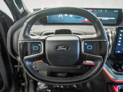 Used 2025 Ford Expedition Platinum w/ Stealth Appearance Package AWD/4WD image 35