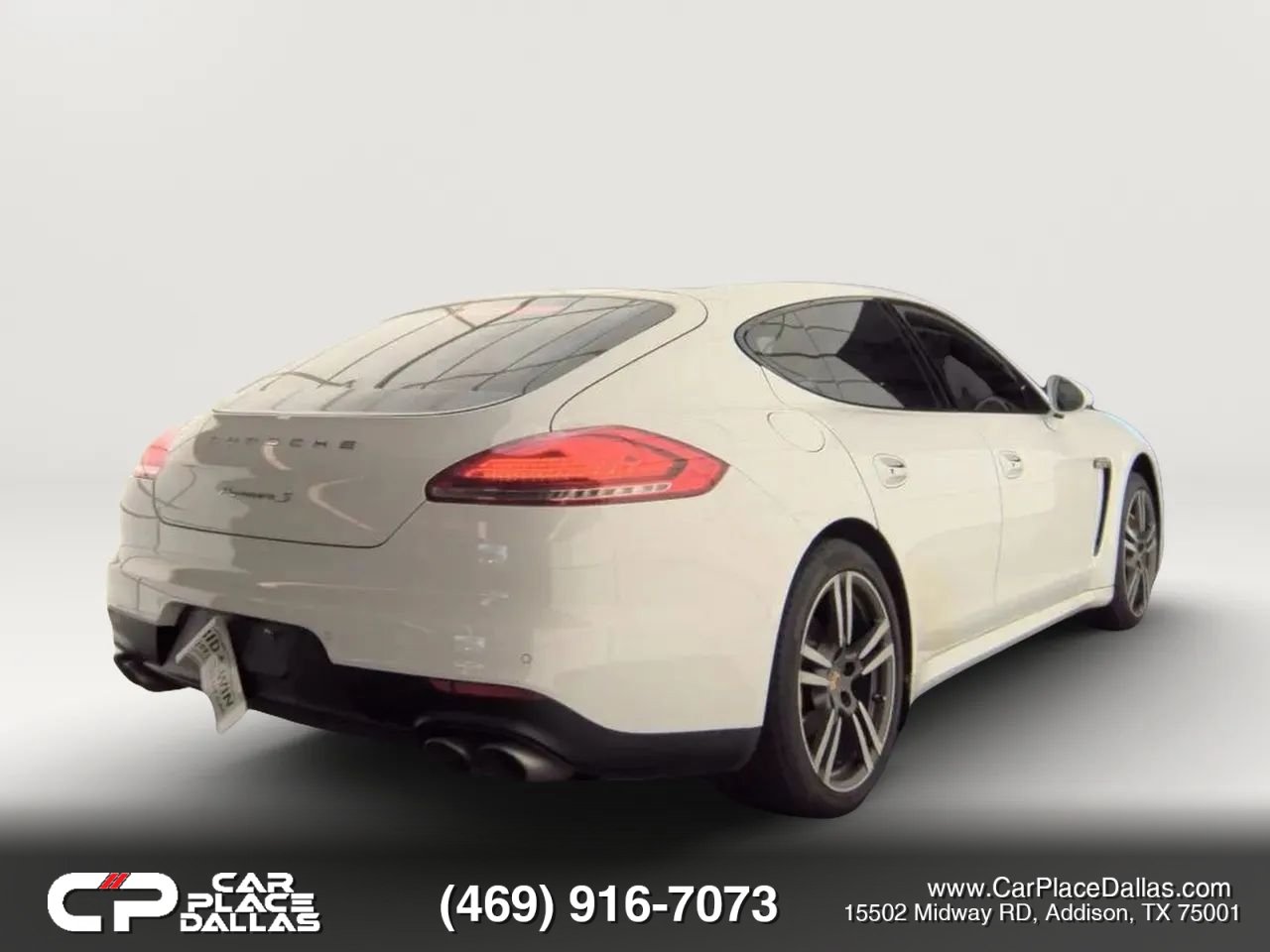 Used 2014 Porsche Panamera S RWD image 3