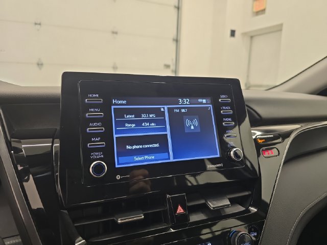 Used 2024 Toyota Camry LE FWD image 20