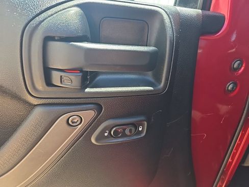 Used 2013 Jeep Wrangler Unlimited Sport AWD/4WD image 11