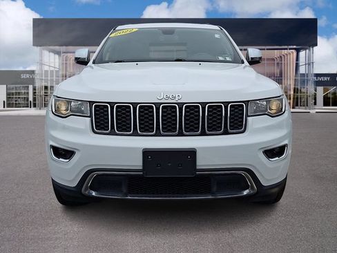 Used 2022 Jeep Grand Cherokee Limited AWD/4WD image 2