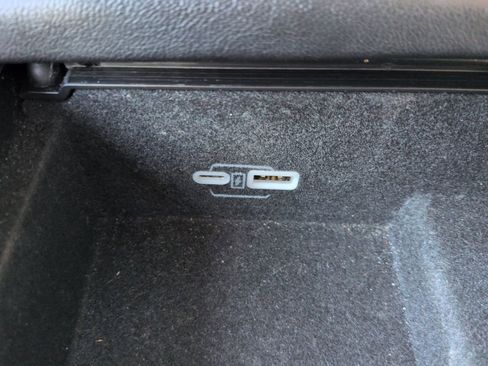 Used 2024 Jeep Wagoneer Series III AWD/4WD image 23