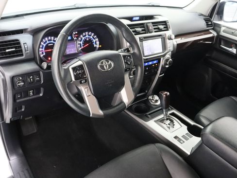 Used 2016 Toyota 4Runner Limited AWD/4WD image 13