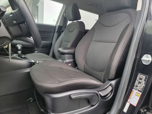 Used 2016 Kia Soul image 16