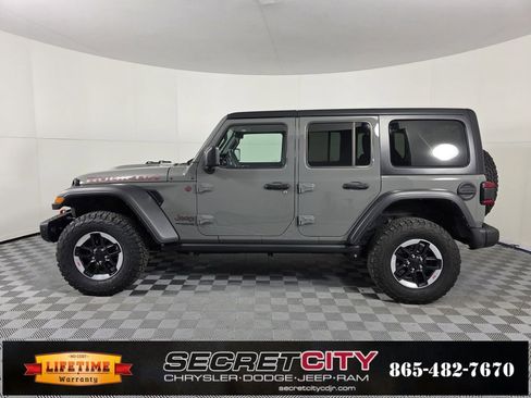 Used 2022 Jeep Wrangler Unlimited Rubicon w/ Dual Top Group image 4