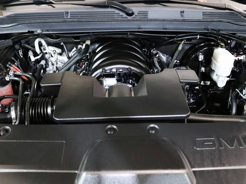 Used 2019 GMC Yukon Denali w/ Denali Ultimate Package image 28