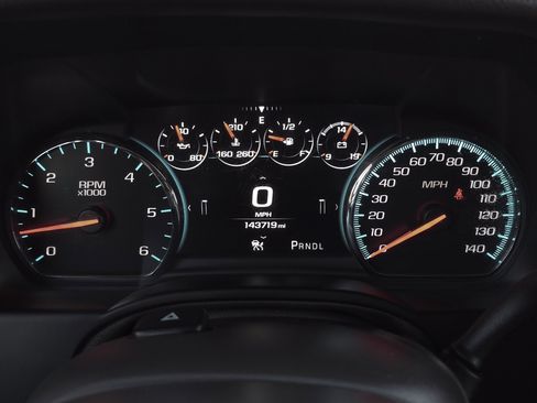 Used 2019 GMC Yukon XL Denali w/ Open Road Package image 24