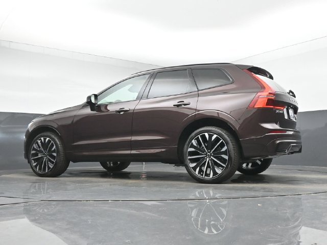 New 2026 Volvo XC60 B5 Ultra w/ Climate Package AWD/4WD image 42