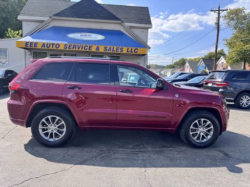 Used 2015 Jeep Grand Cherokee Overland w/ Advanced Technology Group image 1