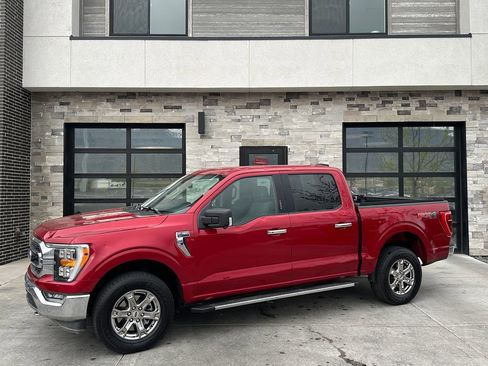 Used 2021 Ford F150 XLT w/ Equipment Group 302A High AWD/4WD image 7