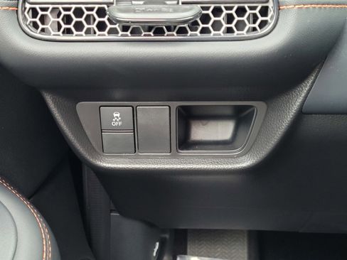 Certified 2024 Honda HR-V Sport image 17