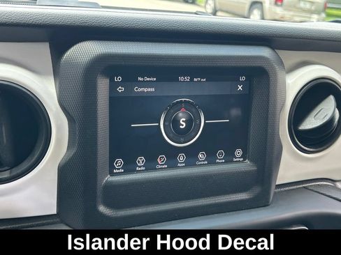 Certified 2021 Jeep Wrangler Sport AWD/4WD image 22