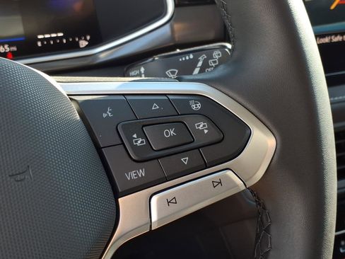 New 2026 Volkswagen Taos SE image 20